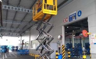 升降平臺在汽車維修行業中的應用案例